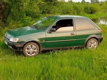 Авто Ford Fiesta 1994 № 8491261