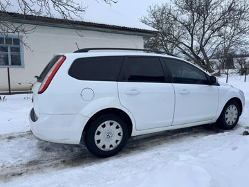 Авто Ford Focus 2010 № 8491397