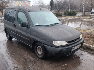 Авто Peugeot Partner 2000 № 8491528