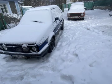 Авто Volkswagen Golf 1996 № 8491718