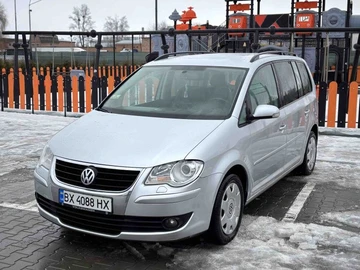 Авто Volkswagen Touran 2006 № 8491738