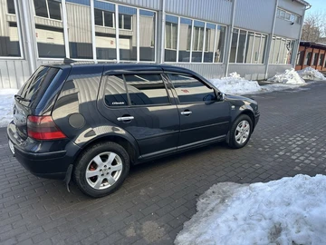 Авто Volkswagen Golf 2002 № 8491834