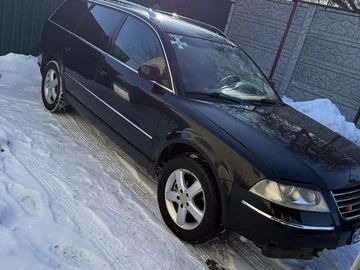 Авто Volkswagen Passat Variant 2002 № 8491853