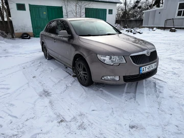 Авто Skoda Superb 2012 № 8491884