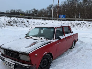 Авто ВАЗ 2107 1986 № 8491945