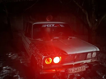 Авто ВАЗ 2103 1977 № 8492003