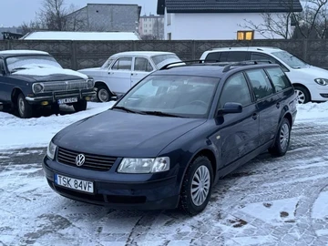 Авто Volkswagen Passat Variant 1999 № 8492076