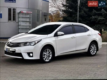 Авто Toyota Corolla 2013 № 8492222