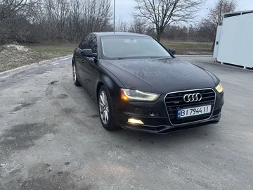 Авто Audi A4 2015 № 8492303