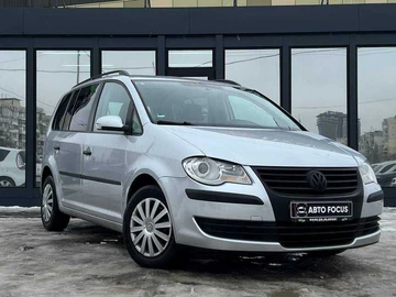 Авто Volkswagen Touran 2009 № 8492327