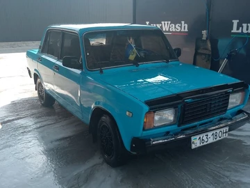 Авто ВАЗ 2107 1989 № 8492375