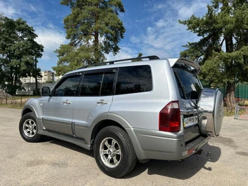 Авто Mitsubishi Pajero 2004 № 8492453
