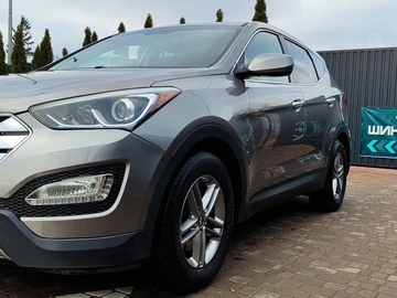 Авто Hyundai Santa Fe 2017 № 8492492