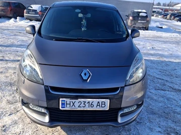 Авто Renault 4 2013 № 8492560