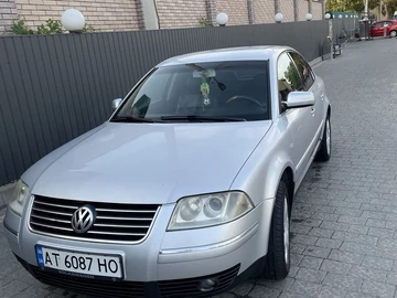Авто Volkswagen Passat Sedan 2001 № 8492800