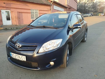 Авто Toyota Auris 2010 № 8492824