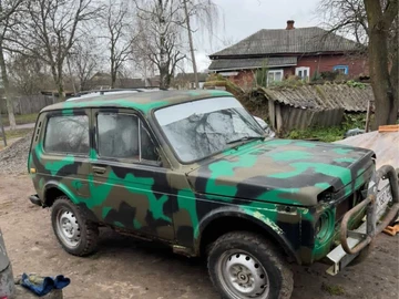 Авто ВАЗ 2121 1990 № 8492894