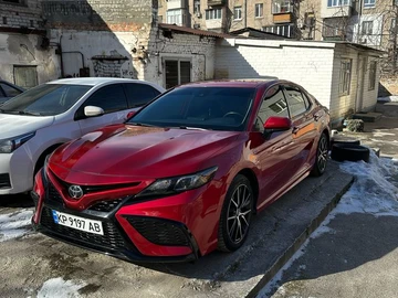 Авто Toyota Camry 2021 № 8493003