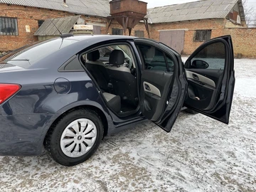 Авто Chevrolet Cruze 2015 № 8493104