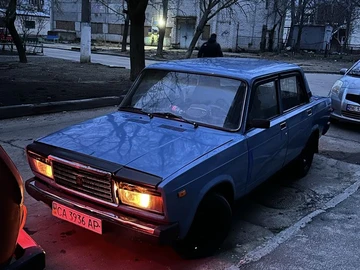 Авто ВАЗ 2107 1991 № 8493134