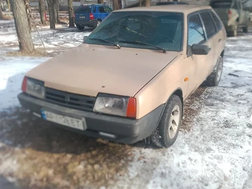 Авто ВАЗ 2109 1989 № 8493261