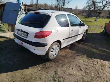 Авто Peugeot 206 2002 № 8493284