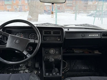 Авто ВАЗ 2107 1988 № 8493614