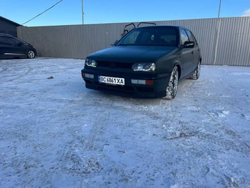 Авто Volkswagen Golf 1996 № 8493815