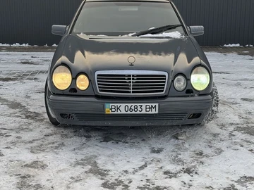 Авто Mercedes Mb 1997 № 8493887