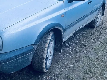 Авто Volkswagen Golf 1997 № 8493899