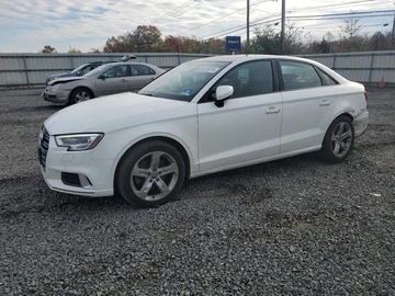 Авто Audi A3 2018 № 8493905