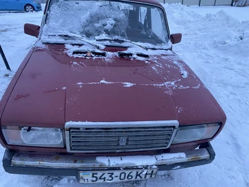 Авто ВАЗ 2107 1984 № 8493916