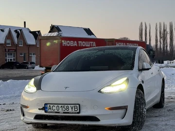 Авто Tesla Model 3 2021 № 8493926