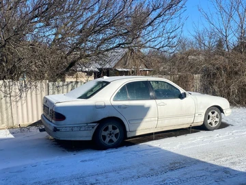 Авто Mercedes 230 1996 № 8493928