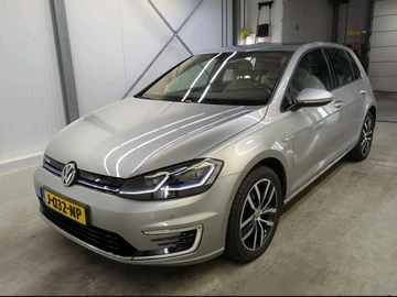 Авто Volkswagen Golf 2020 № 8493994