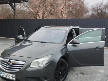 Авто Opel Insignia 2010 № 8494158