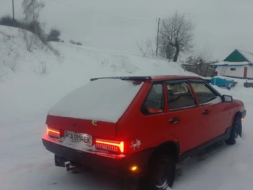 Авто ВАЗ 2109 1988 № 8494316