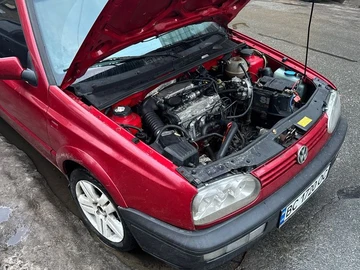 Авто Volkswagen Golf 1992 № 8494334