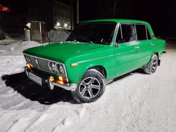 Авто ВАЗ 2103 1979 № 8494399
