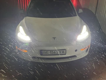 Авто Tesla Model 3 2023 № 8494489