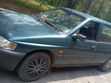 Авто Ford Escort 1997 № 8494714