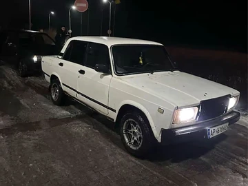 Авто ВАЗ 2107 1991 № 8494737