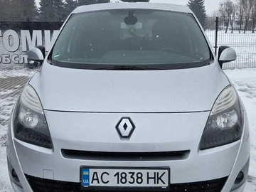 Авто Renault 4 2011 № 8494835