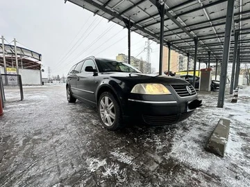 Авто Volkswagen Passat Variant 2002 № 8494931