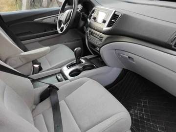 Авто Honda Pilot 2019 № 8494958