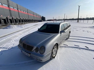 Авто Mercedes E Серия 2000 № 8495208