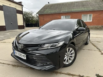 Авто Toyota Camry 2019 № 8495298