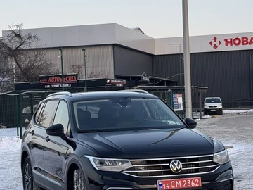 Авто Volkswagen Tiguan 2024 № 8495347