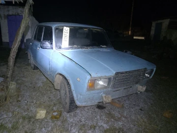 Авто ВАЗ 2107 1995 № 8495356