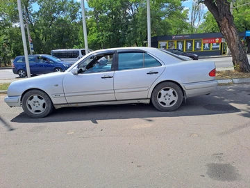 Авто Mercedes E Серия 1999 № 8495469